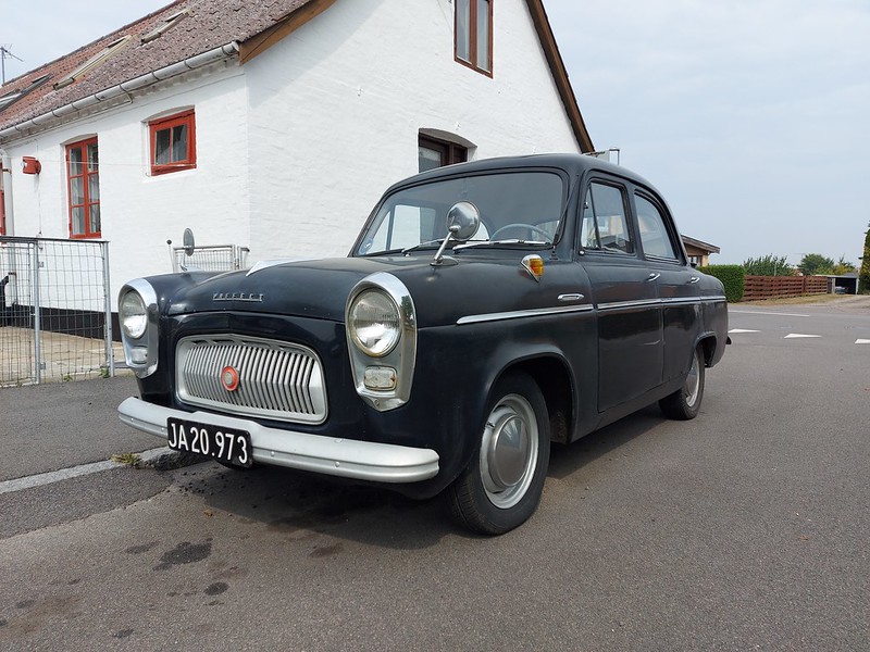 Ford Prefect 100E