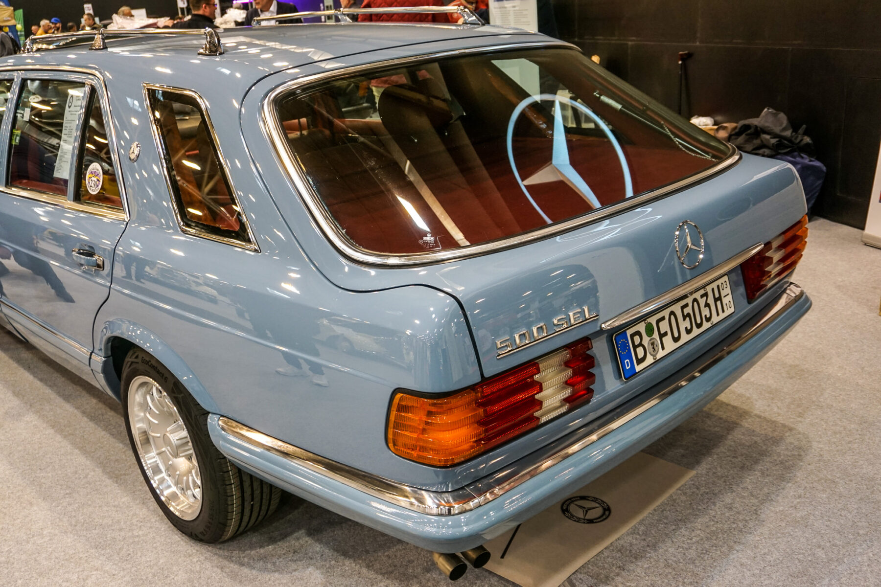 Yayoi Kusama Mercedes Benz W126 station wagon