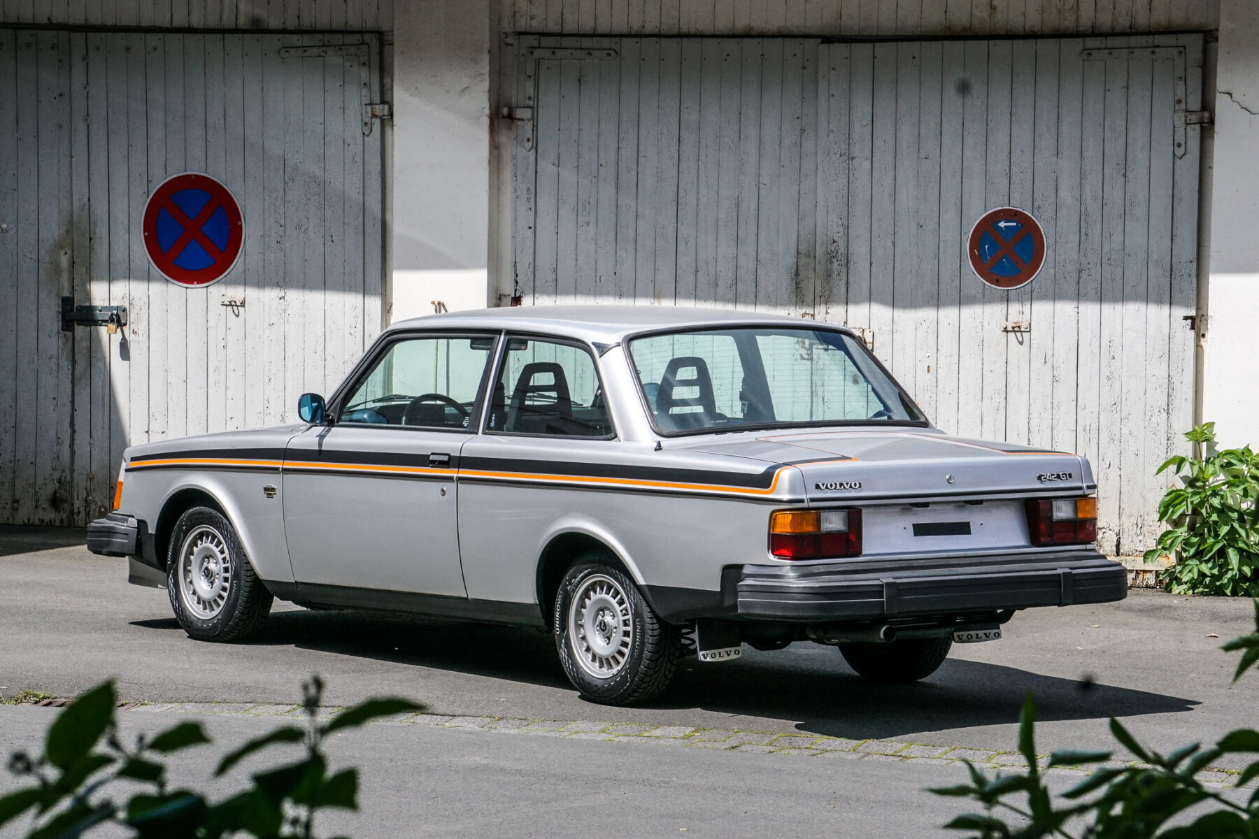 Volvo 242GT by PetrolPunx